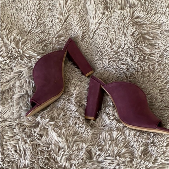 Steve Madden Block Heeled Mules - Picture 2 of 4